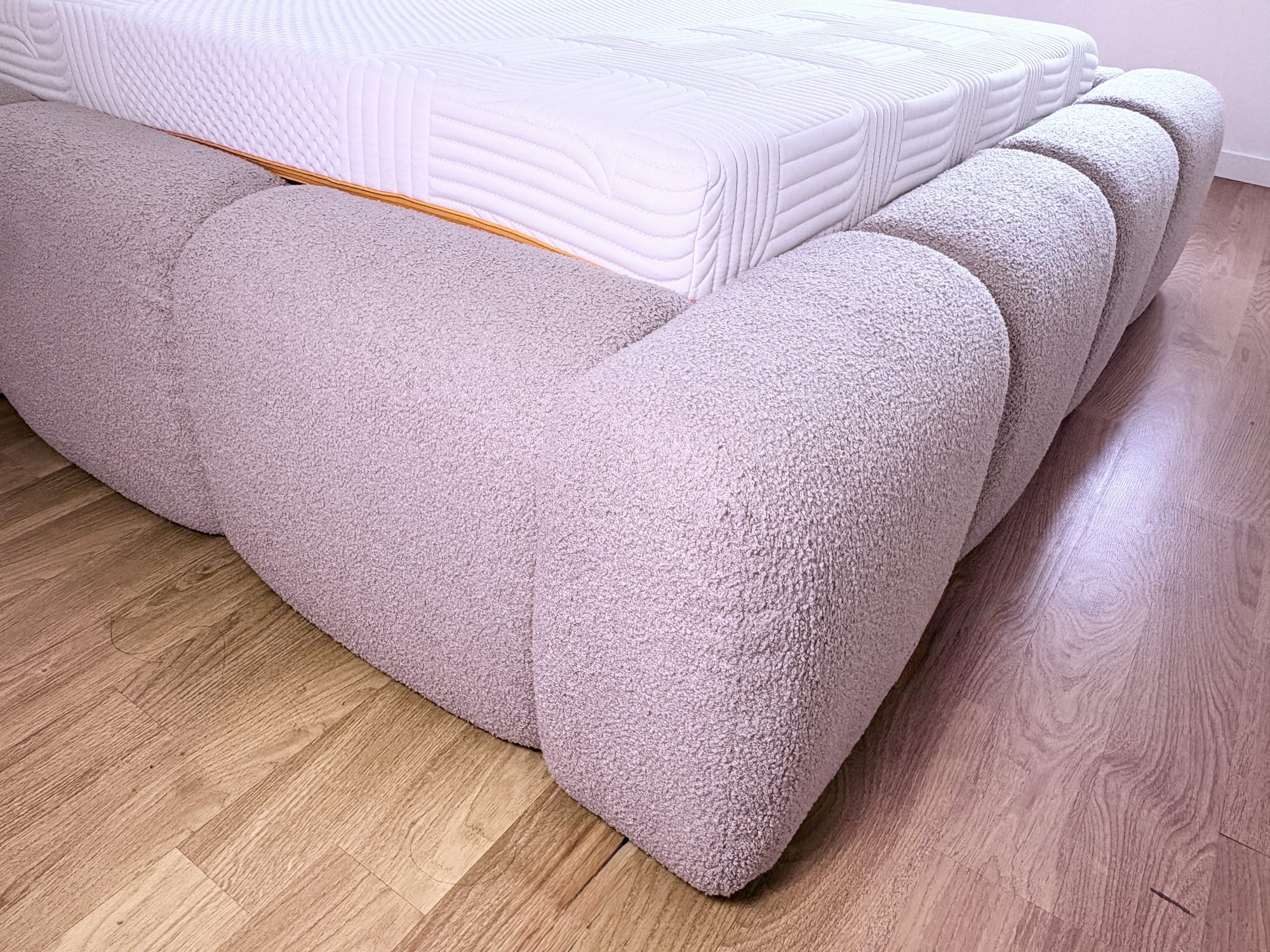Angle du contour en boudins du lit Equinox
